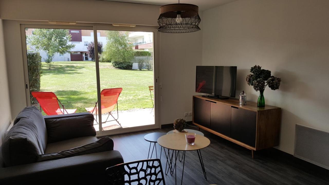 Charmant Studio Residence Avec Terrasse Jardin Au Centre De Vannes Exterior foto